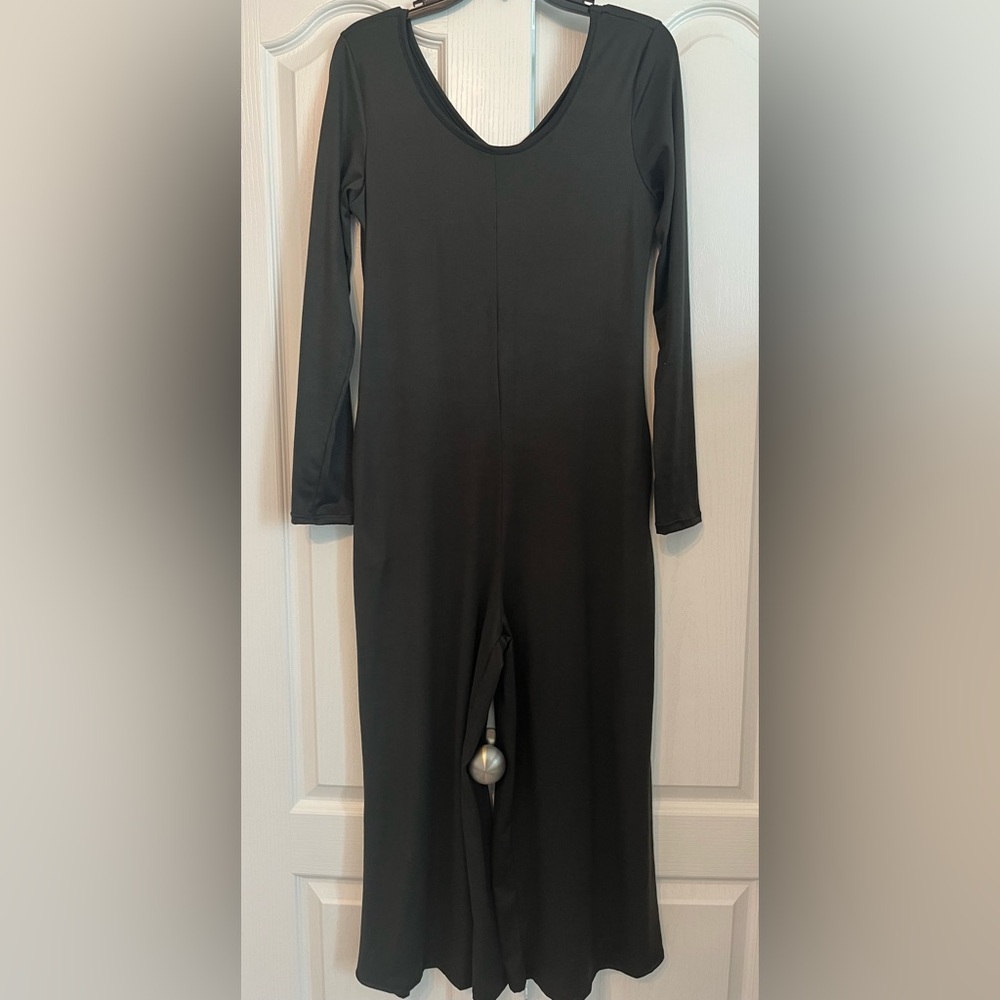Women’s Comfy Long-sleeve Jumpsuit | Size SMALL